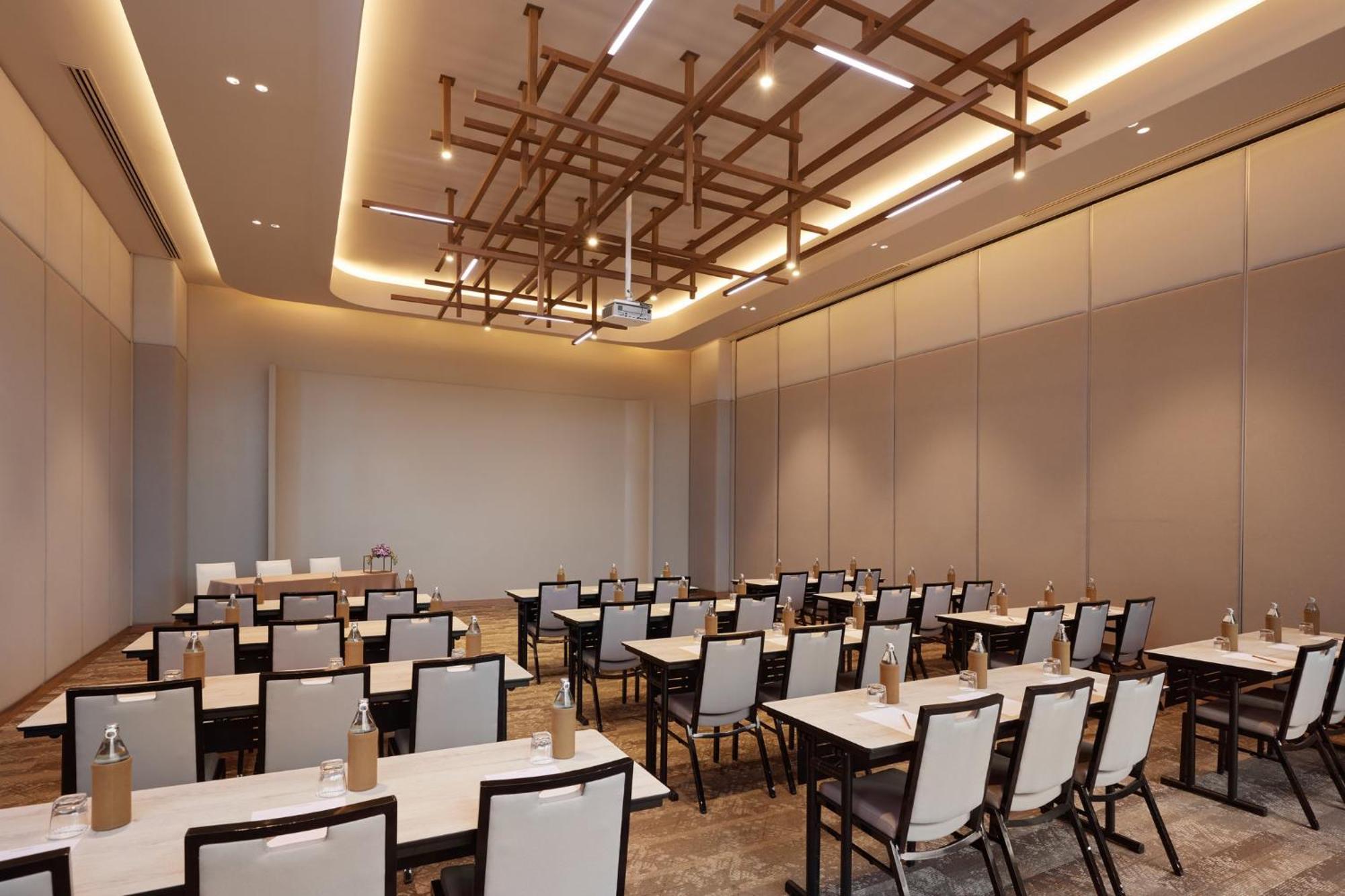 Centara Ubon Otel Ubon Ratchathani Dış mekan fotoğraf