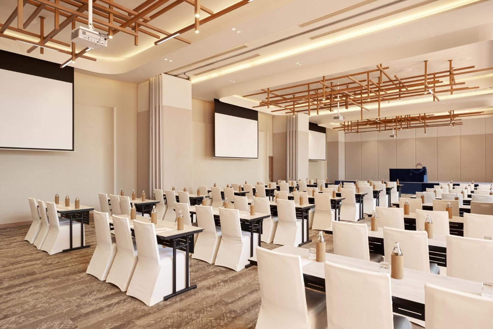 Centara Ubon Otel Ubon Ratchathani Dış mekan fotoğraf